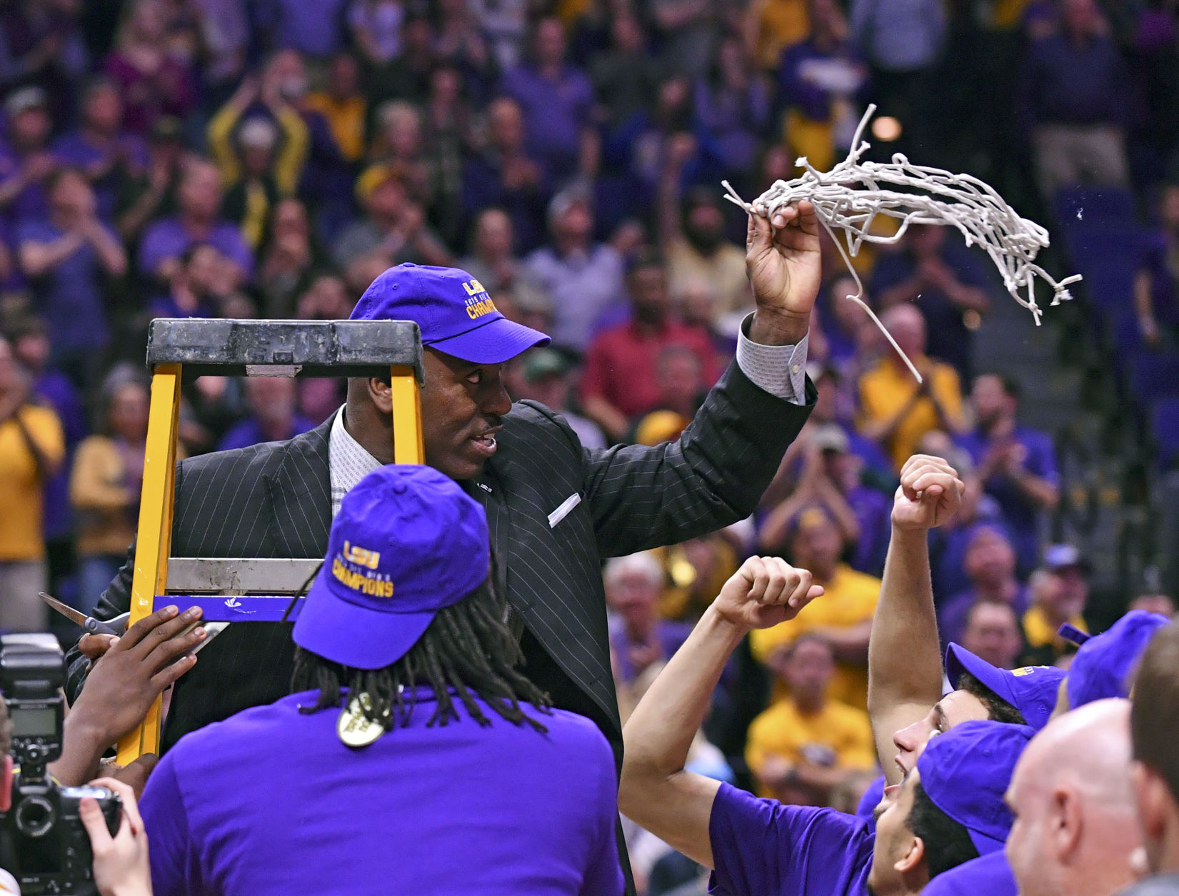 lsuvanderbiltbasketball.031019 HS 2533.JPG
